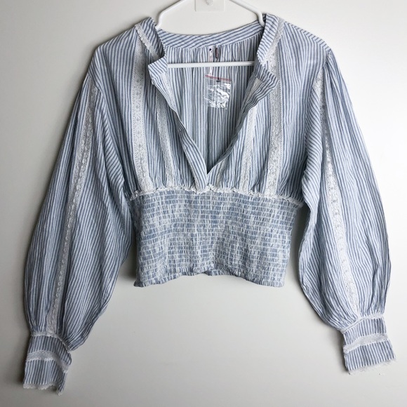 Free People Tops - FREE PEOPLE Stripe Smocked Balloon Sleeve Top